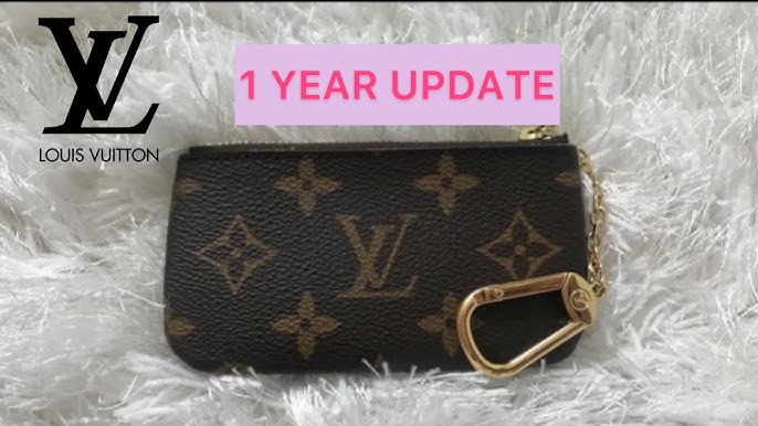 LOUIS VUITTON KEY POUCH REVIEW  2 YEAR WEAR AND TEAR & WHAT FITS 