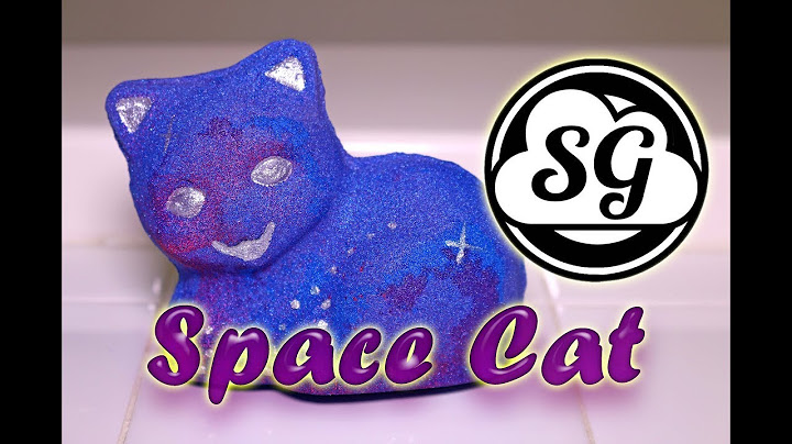 Video 3137271: beautiful cat bathing, kitty girl, review