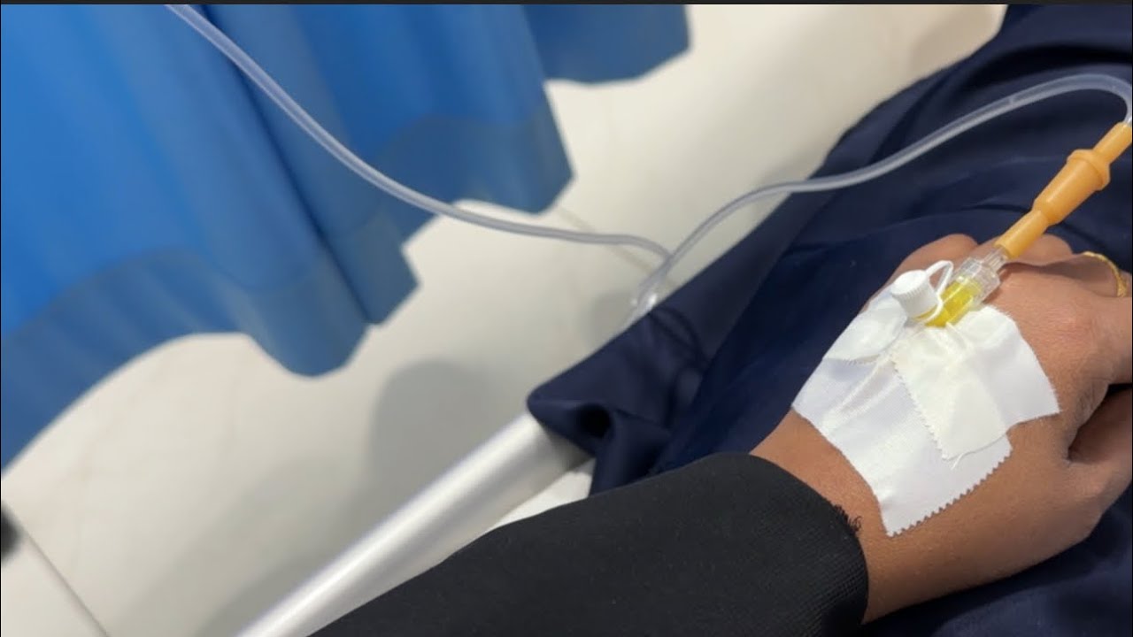 Вот к чему приводит тот, кто притворяется важной персоной 😩 После вчерашней рутины я побежала в б...