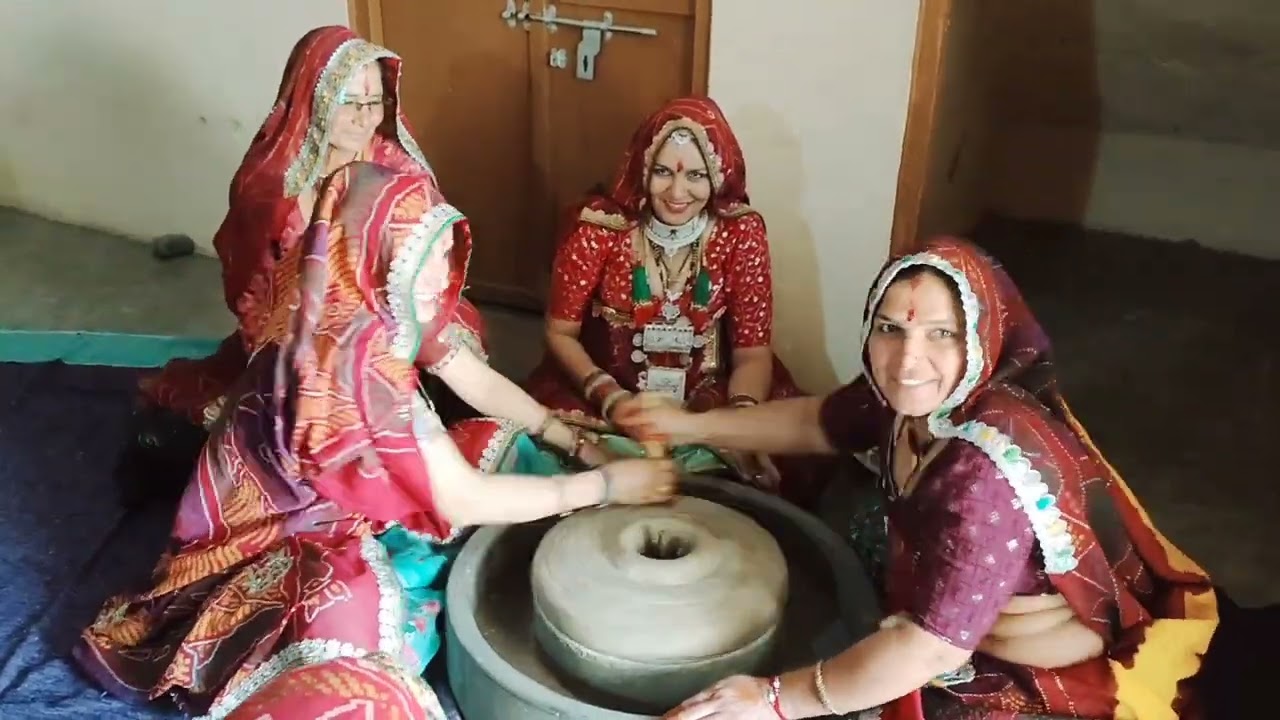 शादी की हल्दी पिसाई/पीठी( पिटी)रस्म का यह प्यारा सा गीत का वीडियो