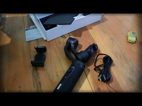 Zhiyun Smooth Q2 Smartphone Gimbal Stabilizer (Unboxing dan Percobaan)