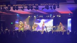 Lonestar - Mountains
