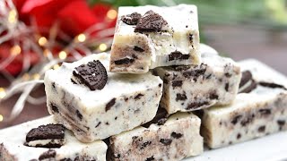 3 ingredient cookies & cream fudge