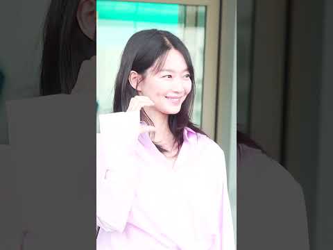 신민아, <strong>백만</strong> 불짜리 미소는 여전해