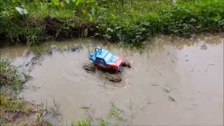 Lrp Crawler In Action.... In The Water