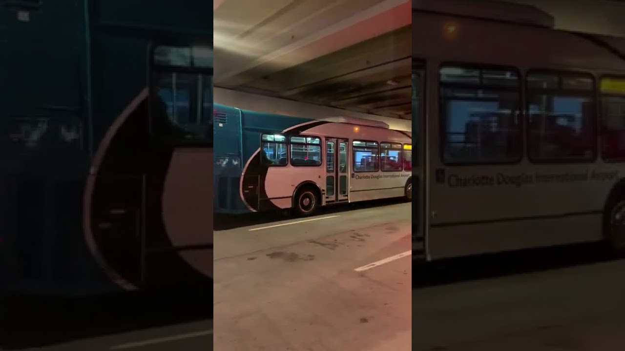 Charlotte, North Carolina - Airport Shuttle Bus
