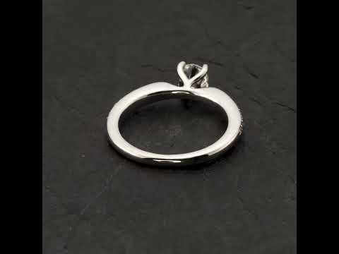 Video: Auksinis žiedas su Briliantais "The Elegance 187"