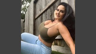 Big Boobs Girl (M.i.l.f. Love)
