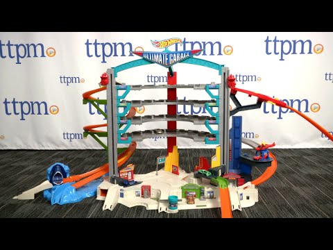 Hot Wheels Ultimate Garage Playset with Attack Shark Spiral Ramp