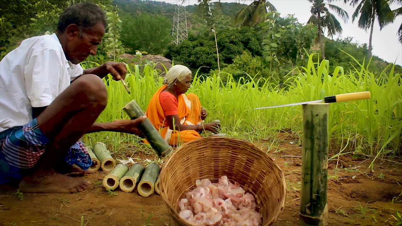 BAMBOO Chicken | Chicken cooking in Bamboo | Bamboo chicken recipe cooking in village