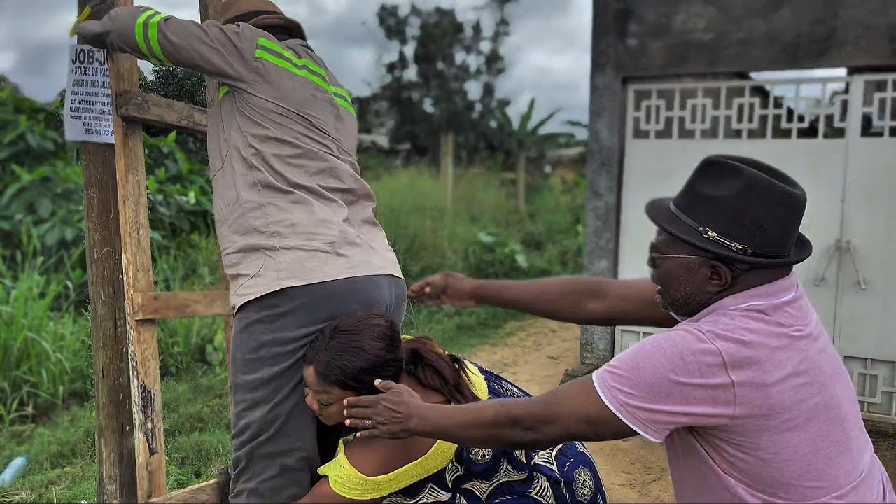 Fingon se déguise en Agent ENEO pour Arnaquer ses Voisins