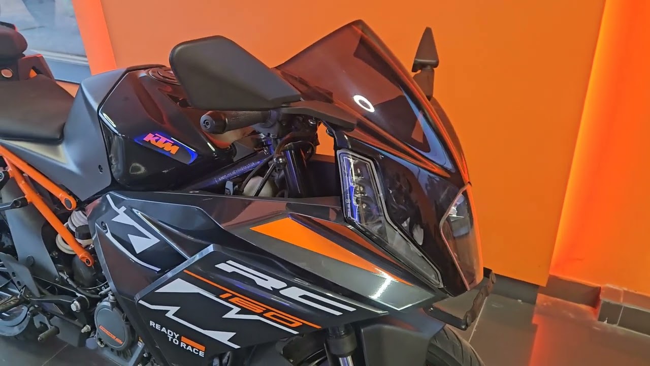 Ktm RC 160 first impression at dealership !!!