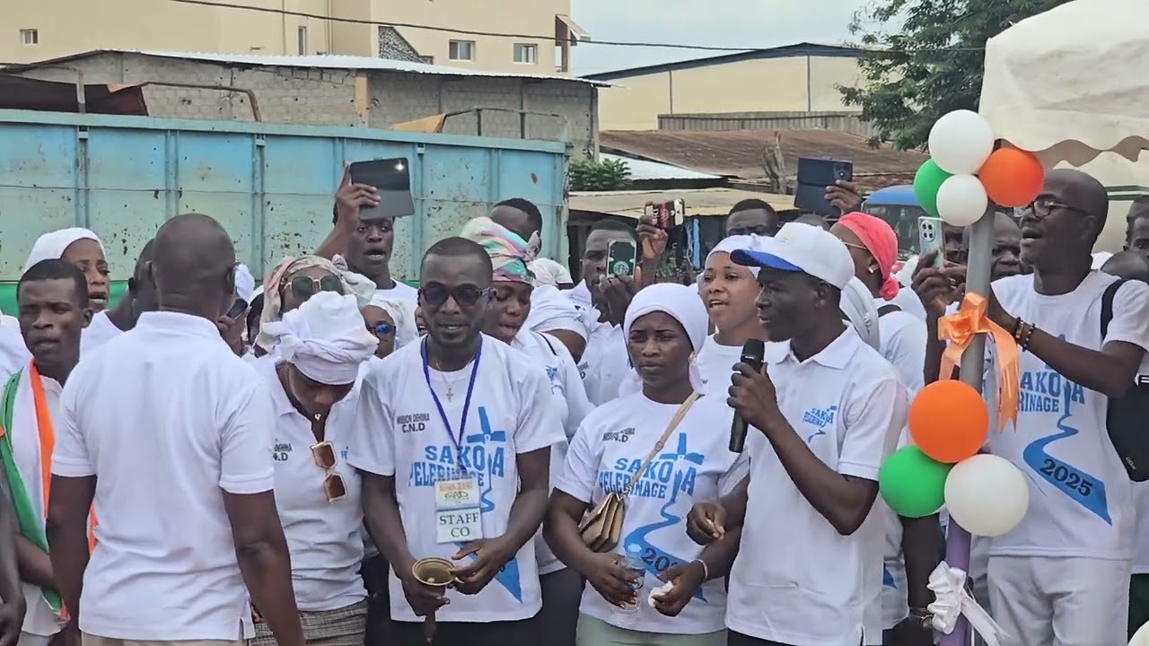 Prière de paix à Divo lieux de  rencontre entre La Prophètesse Bagué Wlonyo et Houphouët en 1948