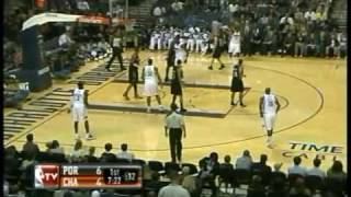 Greg Oden Foul on Nazr Mohammed vs. Bobcats