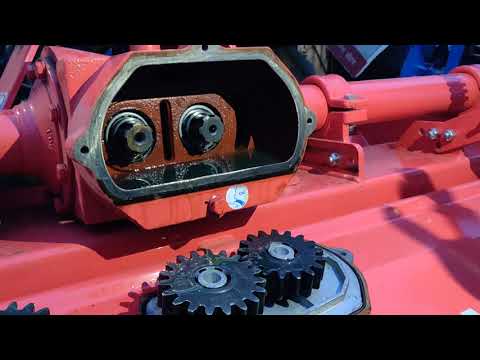 Maschio Rotavator Gear Change Process By AGRICONIC - video from Agriconic Machineries