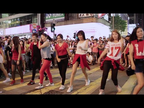 香港街頭跳舞表演 (2) 2013年 - 旺角行人專用區