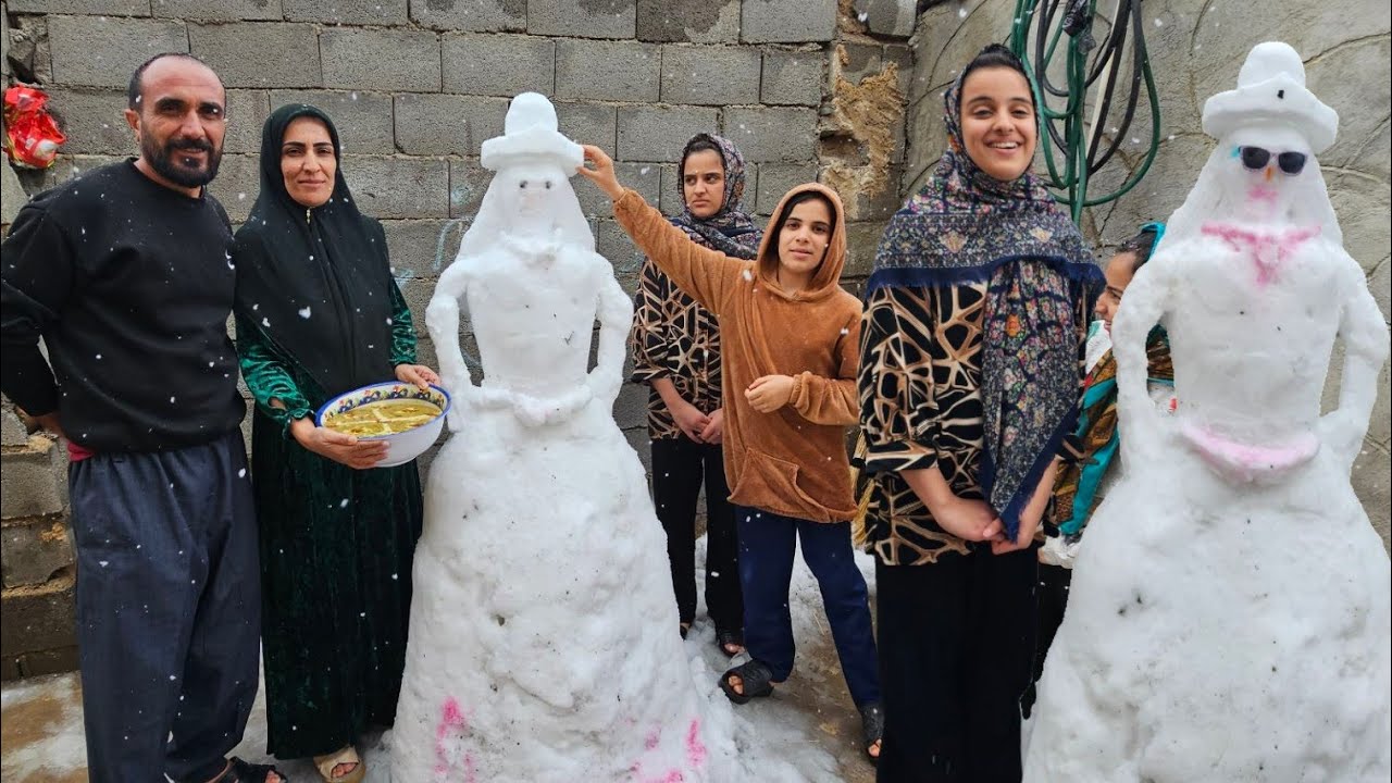 Celebrating the Moslem YouTube channel on a snowy and pleasant winter day👨‍👩‍👦❤️🌧