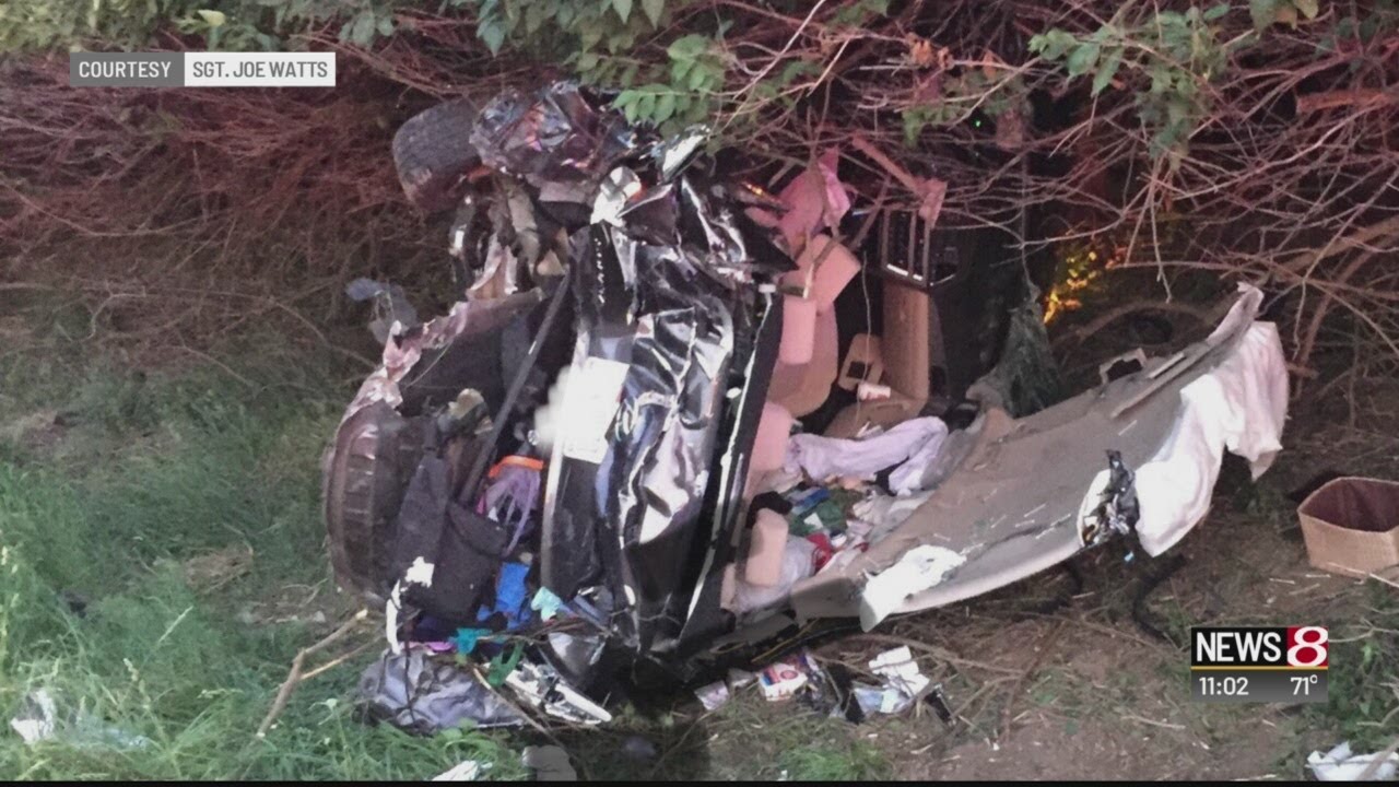 Multiplevehicle crash closes I70 in Putnam County YouTube