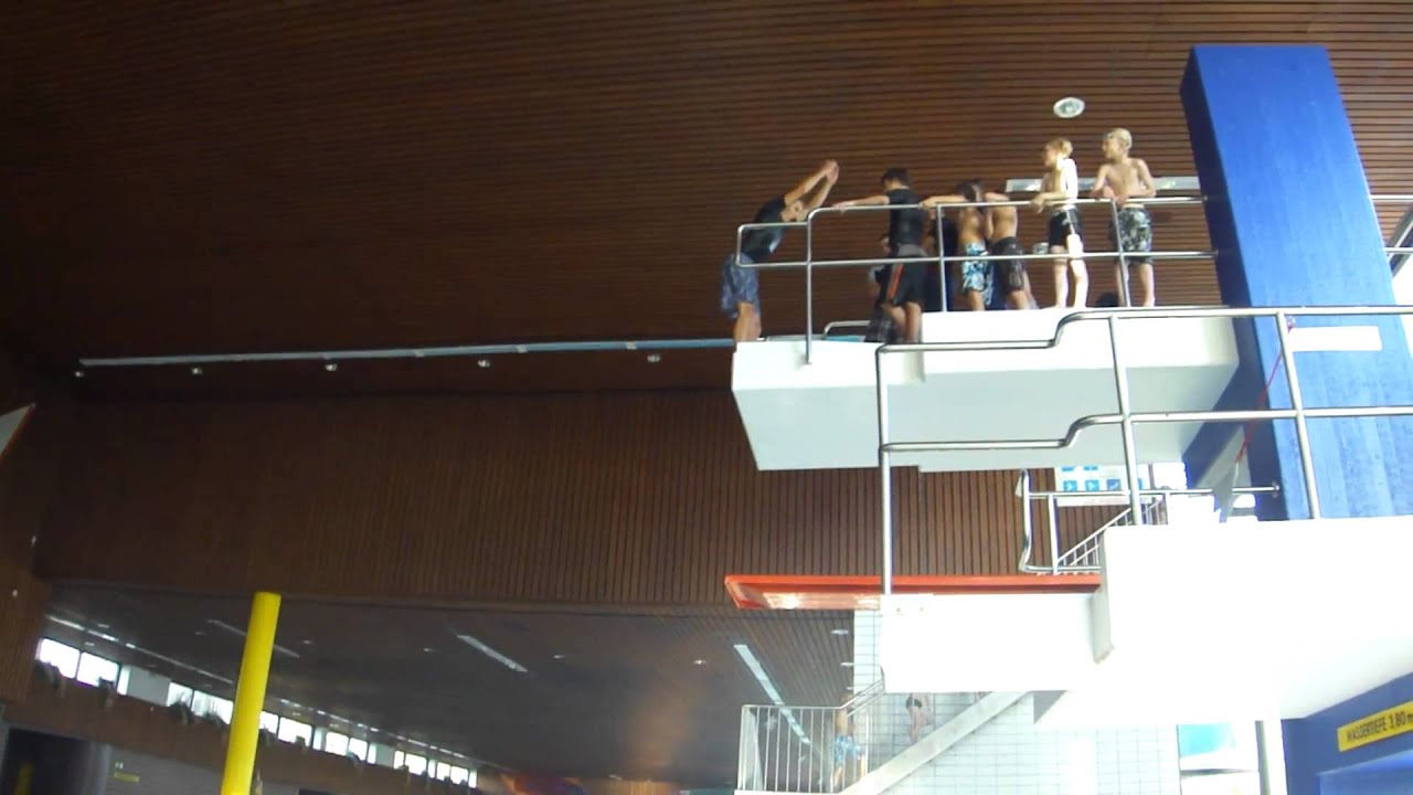 Trippel Backflip 5 Meter (attempt)
