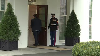 'MyPillow' guy Mike Lindell spotted outside White House