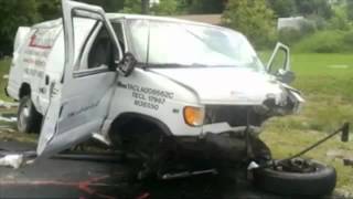 1 killed during rollover accident on FM 1442