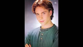 Celebrity I’ll do anything to go back and save him from c@mmiting 💔 #jonathanbrandis #mentalhealthmatters Profile
