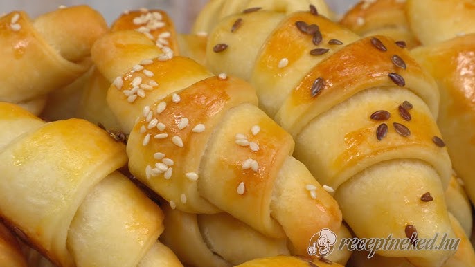 Fotosuratlarda kokrak uchlarini yalayotgan lezbiyenler Claire Castel bilan onlayn filmlar