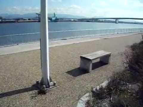うみかぜに吹かれて（ちきりアイランド護岸テラス）