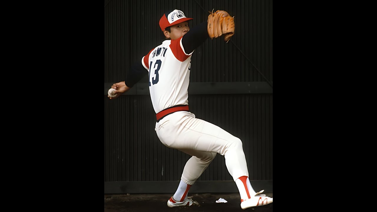 1986年(昭和61年)　近鉄バファローズ選手名鑑◎66勝52敗12分 勝率.559(2位)