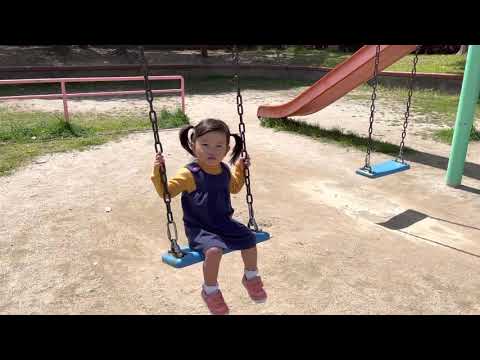 【ぶらんこ】を歌いながら春の日のまったりブランコ🖐2歳9ヶ月[그네]를 부르며 봄날의 기다리나 그네🖐2세 9개월Relaxing Spring Day Swing while Singing