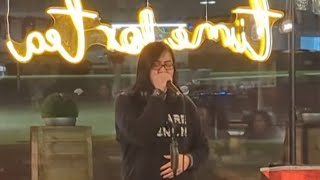 i beatboxed at a humanitarian aid fundraiser event... [Live @ Curiositea]