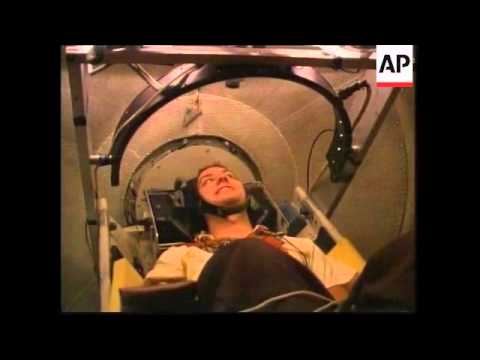Cash dispute ground singer's plans to go into space