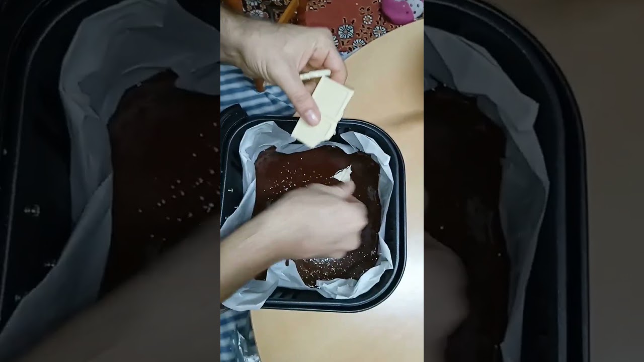 Bitter Çikolatalı BROWNİE #çikolata #brownie #tatlıtarifleri #yemektarifleri #people #youtubeshorts Bitter Çikolatalı BROWNİE #çikolata #brownie #tatlıtarifleri #yemektarifleri #people #youtubeshorts