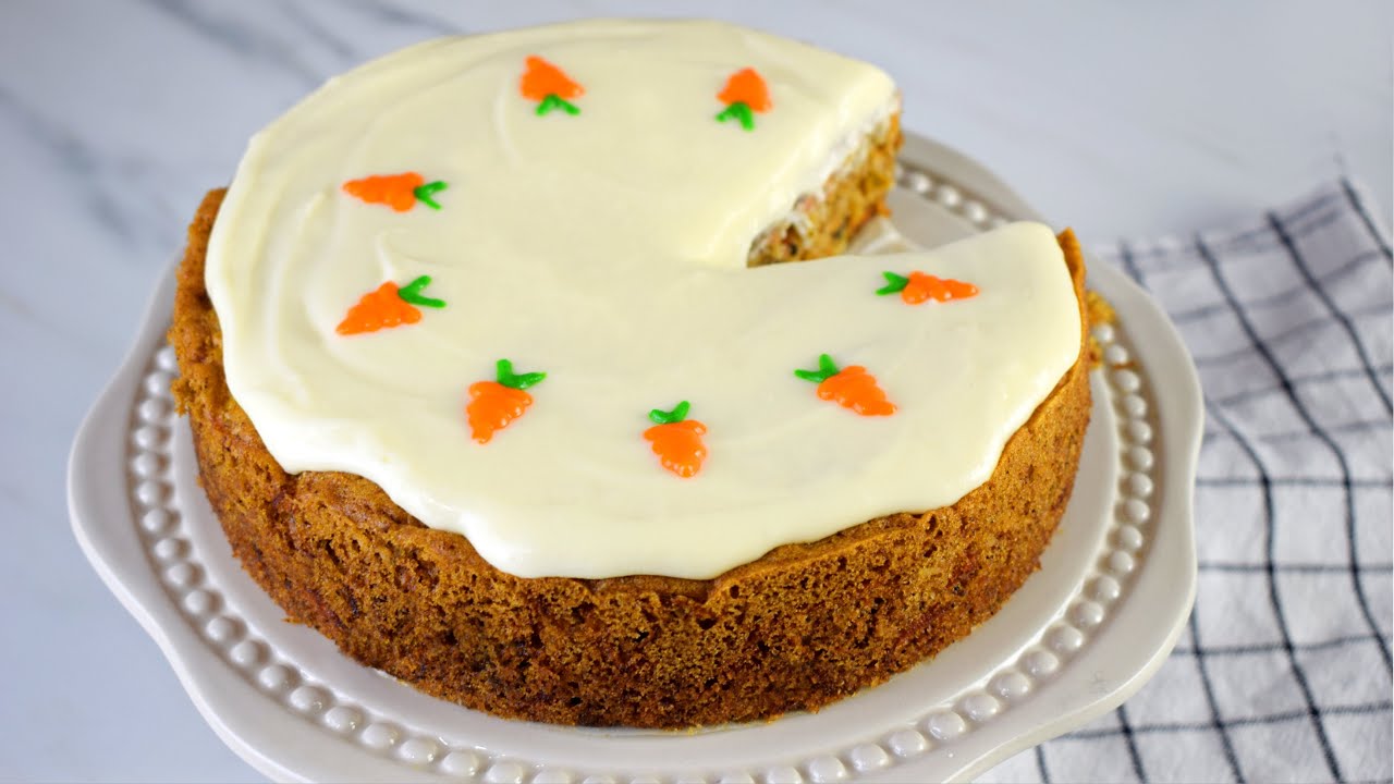 كيكة الجزر مع كريمة الجبنة - Carrot Cake