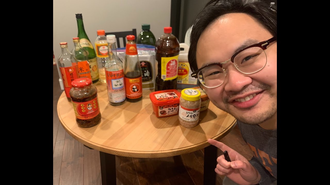 My ASIAN PANTRY ESSENTIALS 👨‍🍳 (Pt 1: Sauces, Oils, Vinegar, Pastes