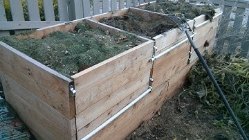 Make A Compost Bin Part 1 - Build The Rear And Side Walls