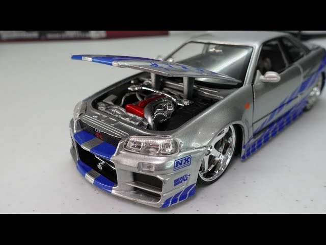 Fast and Furious 1:32 Brians Nissan Skyline GT-R R34 Diecast Car