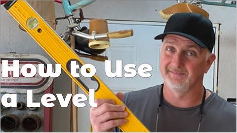 How to Use a Level - Difference between Level & Plumb - EASY DIY