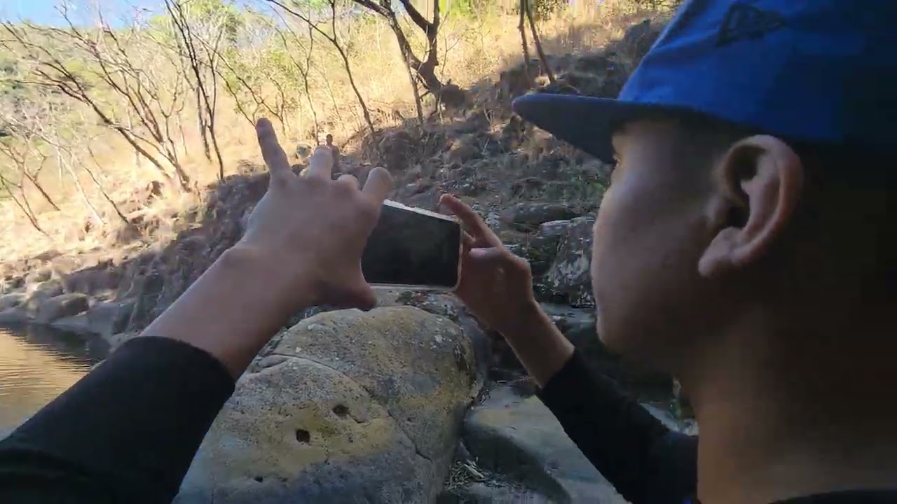 Miren al lugar que fuimos a bañarlos con los bichos ala posa de el perol saludos 🤗 