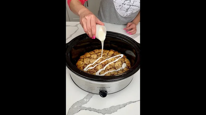 Easy crockpot cinnamon roll casserole!