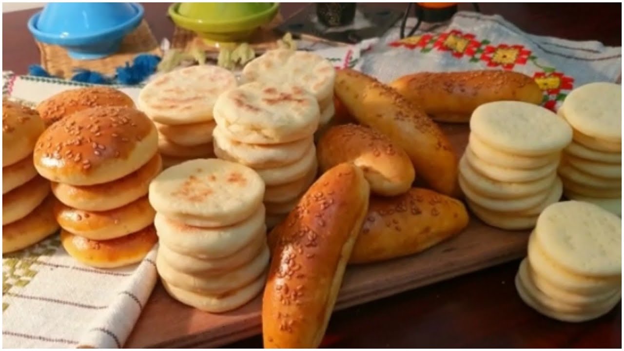 ماكاملش كيلو الدقيق حضرت كمية وفيرة من ميني بطبوط ميني بيتزا ميني بورغر بعجينة سحرية