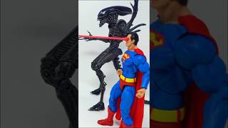 This Rare NECA Superman vs Alien 2-Pack Has a FAKE! 😱 - YouTube