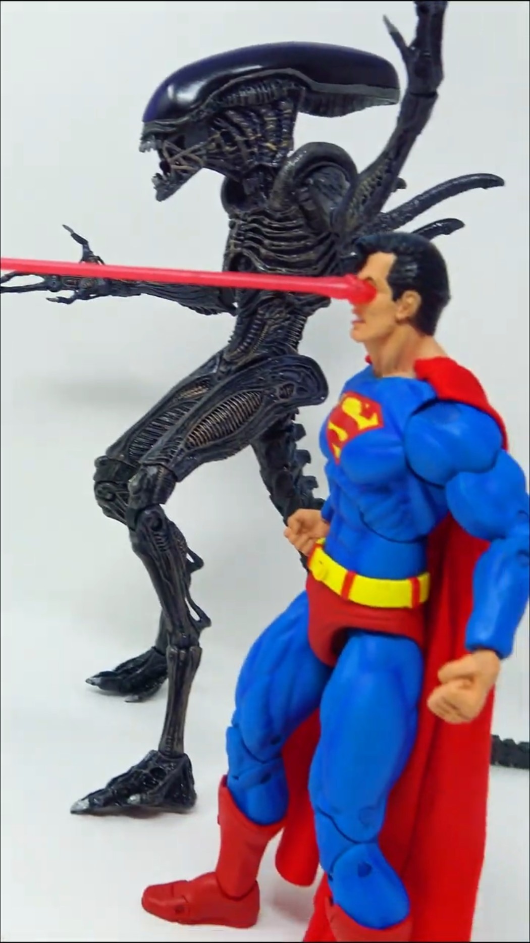 This Rare NECA Superman vs Alien 2-Pack Has a FAKE! 😱 - YouTube
