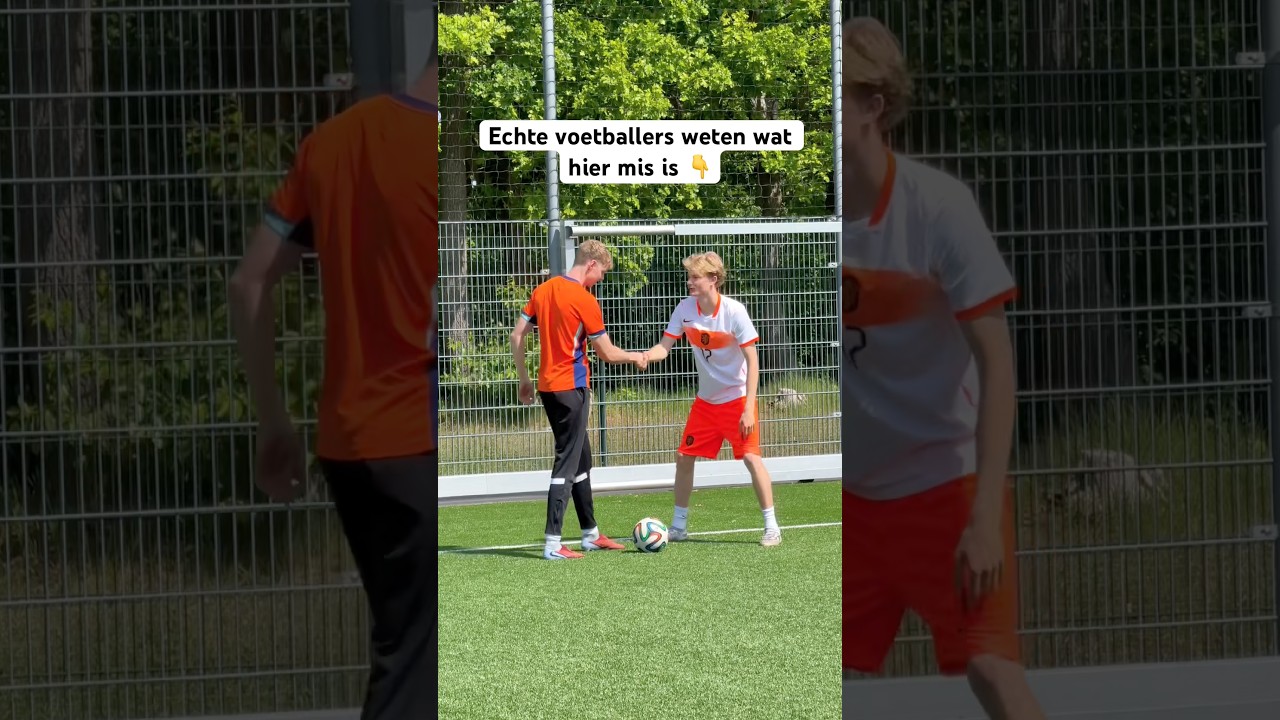 Echte voetballers weten wat hier mis is 👇