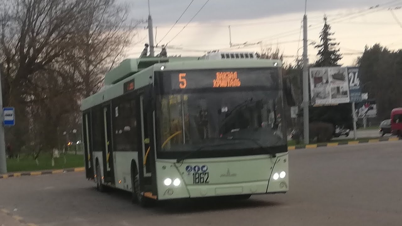 3 троллейбус гомель. Троллейбус Гомель. Троллейбус 103. Первый троллейбус. Троллейбус номер 5.