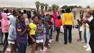Township Von Walvis Bay, Namibia Beginn Eines Schultags