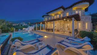 Deep House 2026 as the Villa Pool Glows and the Mountains Go Dark