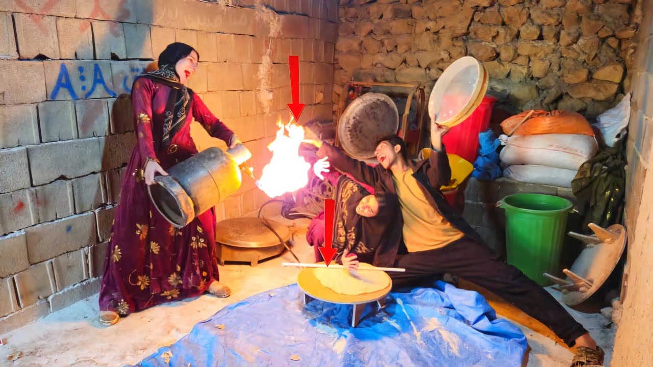 عسل Baking bread 🍞 in rainy weather 🌧️