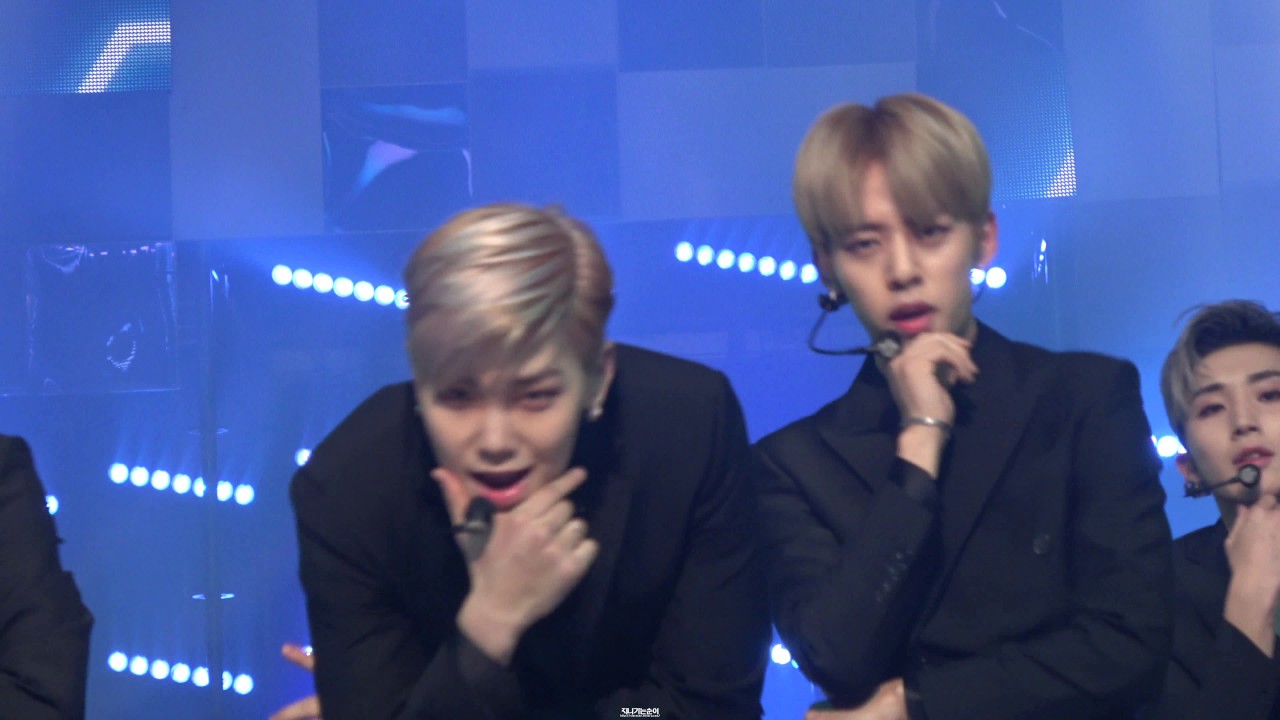 161231가요대제전 B.A.P 동반신기주문(미로틱)커버무대 젤로