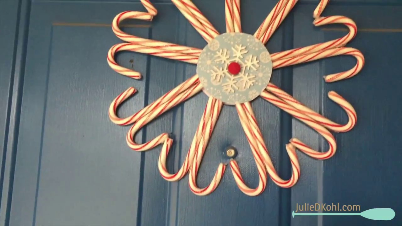 How to Make a Candy Cane Wreath Tutorial Christmas Crafting 3
